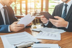 相続放棄手続きを司法書士に依頼するメリットとは？費用節約術も解説